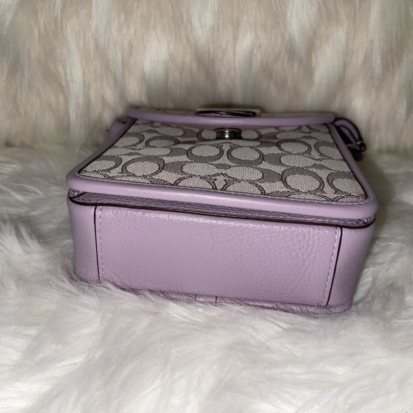 Coach Lavender Crossbody Bag - Picture 4 of 11